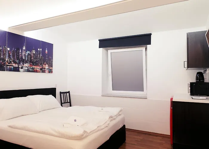 Motell Ost I Free Parking I Self Check-in