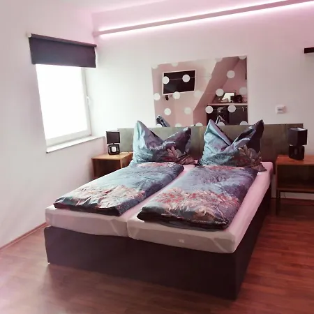 Ost Motel 3*
