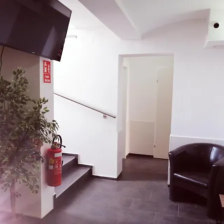 Motel Ost I Free Parking I Self Check-in