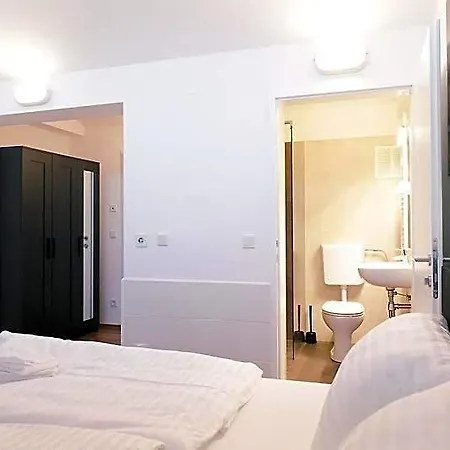Ost I Free Parking I Self Check-in 3* Graz