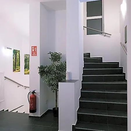 Ost I Free Parking I Self Check-in