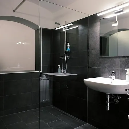 Ost I Free Parking I Self Check-in 3* Graz