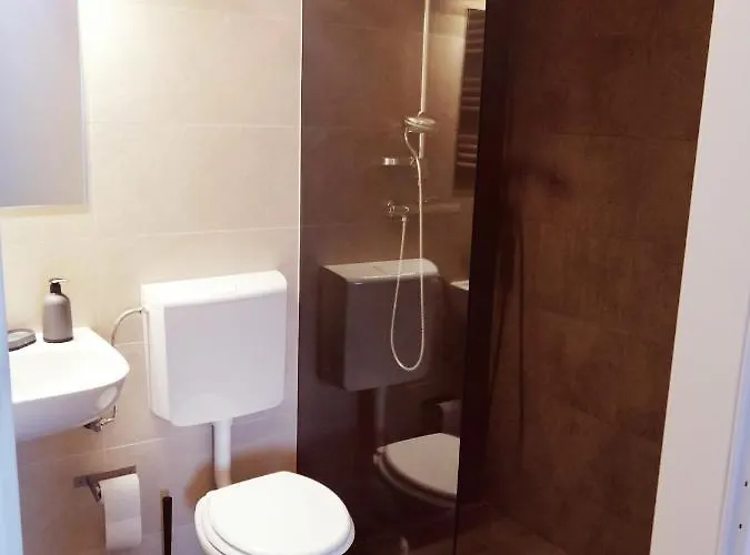 Ost I Free Parking I Self Check-in