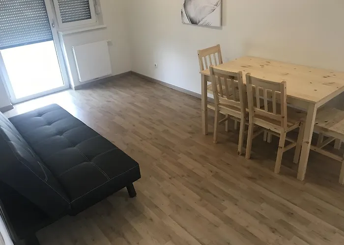 Ost I Free Parking I Self Check-in